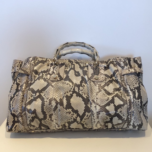 🎉HPx2🎉 100% Authentic Gucci Python Bag with bamboo handles - Picture 7 of 7